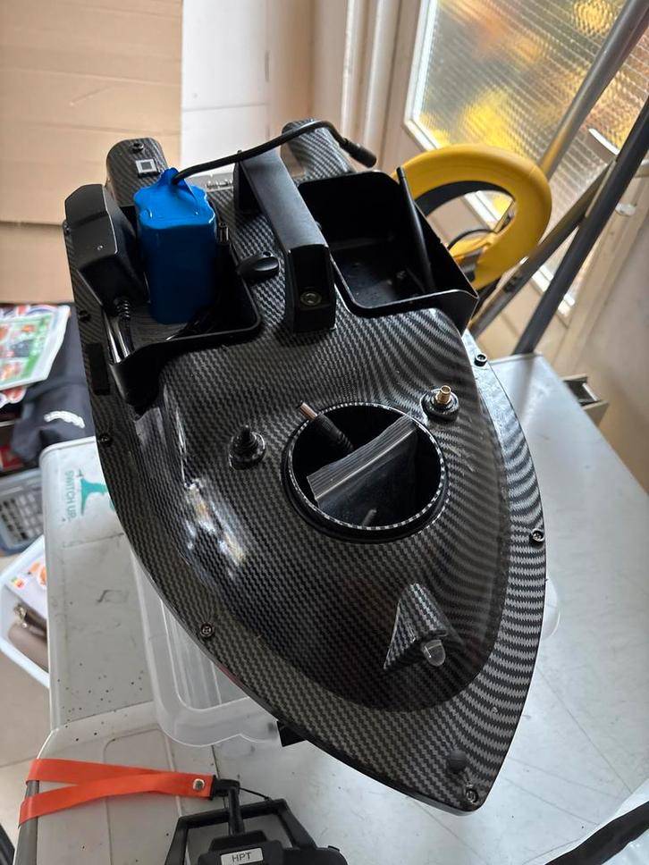 Voerboot te koop, Watersport en Boten, Hengelsport | Karpervissen, Gebruikt, Ophalen of Verzenden