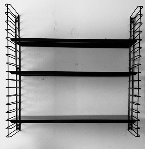 Tomado wandrek zwart 3 planken, Huis en Inrichting, Woonaccessoires | Wandplanken en Boekenplanken, Zo goed als nieuw, Ophalen