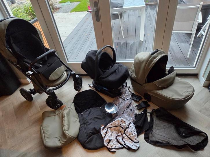Complete kinderwagen met isofix autostoel, Kinderen en Baby's, Kinderwagens en Combinaties, Gebruikt, Overige merken, Ophalen