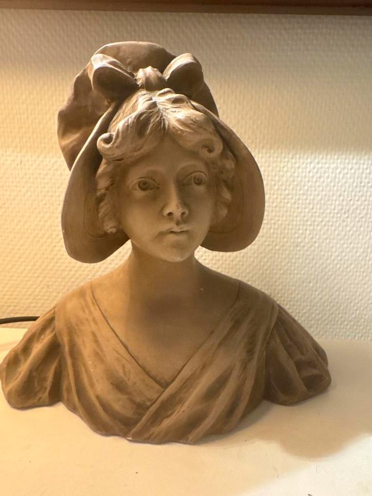 Riccardo Aurili  vrouwenbuste Italiaans ca. 1895–1910, Antiek en Kunst, Antiek | Keramiek en Aardewerk, Verzenden