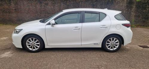 Lexus CT-H 200H  Luxury  1.8 Hybrid 2012 Wit, Auto's, Lexus, Particulier, CT-H, Hybride Elektrisch/Benzine, A, Hatchback, Automaat