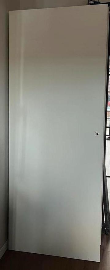 Stompe binnendeur. 2 stuks over. beschikbaar voor biedingen