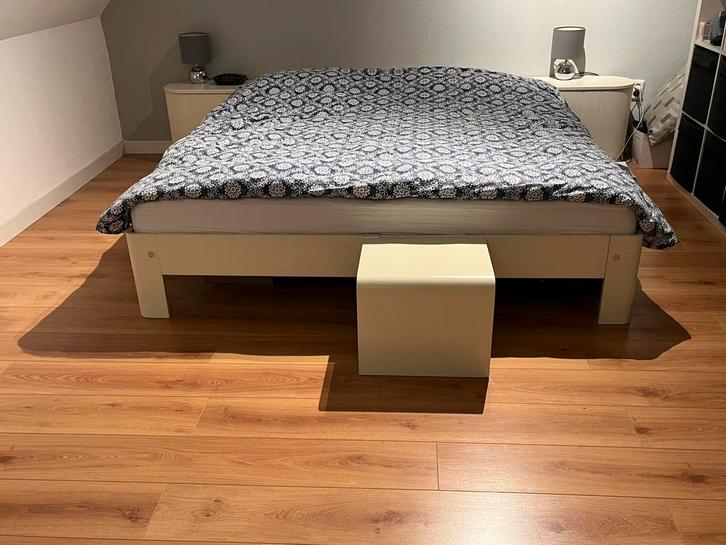 Auping Auronde wit 1.80*2.00m, Huis en Inrichting, Slaapkamer | Bedden, Gebruikt, Tweepersoons, 180 cm, Hout, Wit, Ophalen