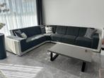 Grijs witte hoekbank stof/kunstleer, Huis en Inrichting, Banken | Bankstellen, Ophalen, Zo goed als nieuw, Vierpersoons of meer
