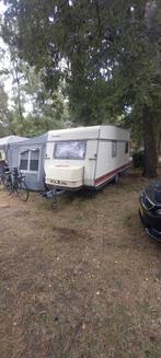 Caravan met voortent op seizoenplaats Goolderheide Bochol, Caravans en Kamperen, Standaardzit, Omvormbare zithoek, Particulier