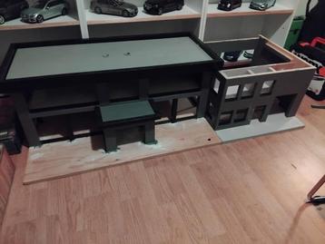 Diorama voor 1:18 auto's  beschikbaar voor biedingen