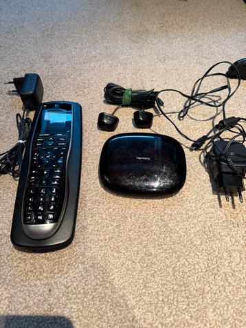 Logitech Harmony Afstandsbediening + IR Ontvanger beschikbaar voor biedingen