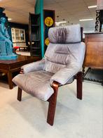 Vintage fauiteuil van leer, Huis en Inrichting, Fauteuils, Ophalen, A, A, A