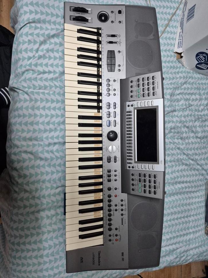 Technics SX-KN6000 Keyboard, Muziek en Instrumenten, Keyboards, Gebruikt, 61 toetsen, Technics, Aanslaggevoelig, Met standaard