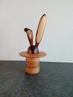 Houten Konijn in Hoed - Handgedraaid, Antiek en Kunst, Kunst | Beelden en Houtsnijwerken, Ophalen
