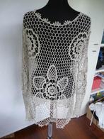 Beige opengewerkte trui met bloemmotief en tshirt , mt 38-40, Ophalen of Verzenden, Zo goed als nieuw, Maat 38/40 (M), Beige