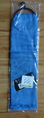 Nieuw: HN sjaal 180x100 blauw + reflecterend veren-print, Kleding | Dames, Mutsen, Sjaals en Handschoenen, Nieuw, Human Nature