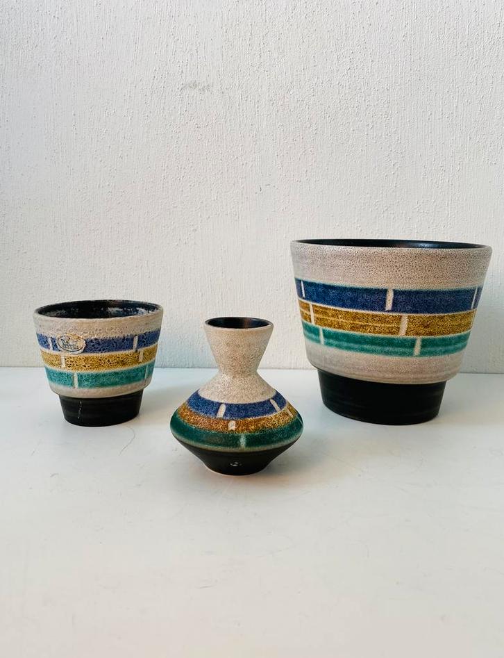 Bay Keramik bloempotten en vaasje, West Germany, Tuin en Terras, Bloempotten, Gebruikt, Aardewerk, Binnen, Minder dan 40 cm, Minder dan 25 cm