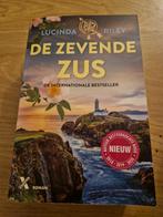 De Zevende Zus - Lucinda Riley, Boeken, Ophalen of Verzenden, Zo goed als nieuw, Lucinda Riley, Nederland