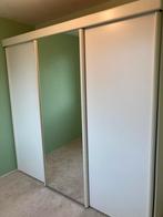 Zeer ruime garderobe kast met spiegel - 220 * 60 * 210 cm, Huis en Inrichting, Kasten | Kledingkasten, Gebruikt, Kunststof, 200 cm of meer