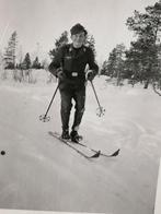 Luftwaffe persoon op ski's foto WO2, Ophalen of Verzenden, Luchtmacht, Duitsland, Foto of Poster