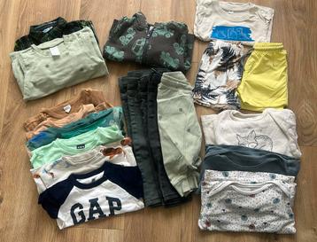 Baby kleding maat 74 beschikbaar voor biedingen