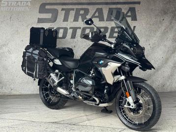 BMW R 1250 GS TRIPLE BLACK (bj 2021) beschikbaar voor biedingen