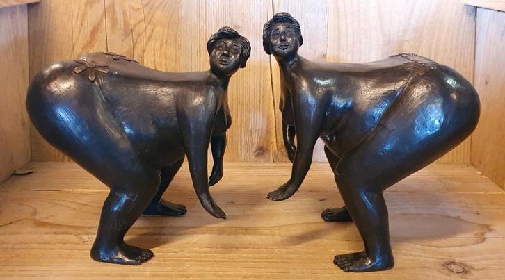 DIKKE DAMES / BRONZEN BEELDEN / 2 modellen, Antiek en Kunst, Kunst | Beelden en Houtsnijwerken, Ophalen of Verzenden