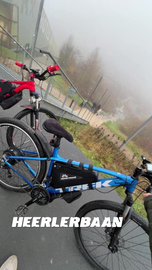 Trek 27,5 inch elektrische mountainbike, Fietsen en Brommers, Elektrische fietsen, Zo goed als nieuw, 51 tot 55 cm, 50 km per accu of meer