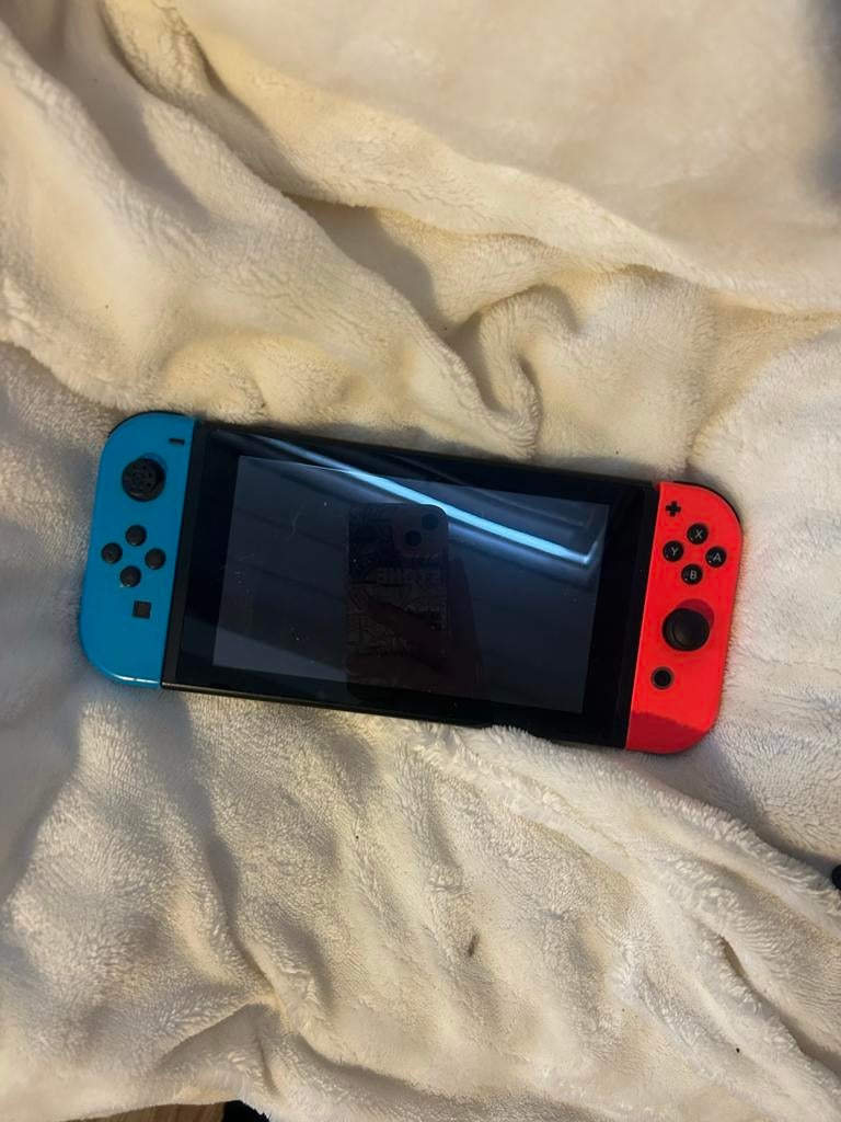 Nintendo Switch met spellen en extra accessoires, Spelcomputers en Games, Games | Nintendo Switch, Ophalen, Overige genres, Virtual Reality