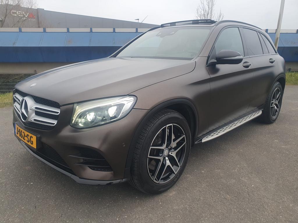 Mercedes-Benz GLC 250 AMG uitvoering 211pk 4-MATIC, Auto's, Automaat, 15 km/l, Euro 6, 4 cilinders