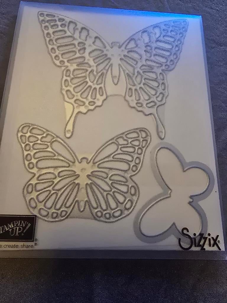 Nieuwe Stampin' Up! Sizzix Butterflies Thinlits Dies, Geschikt voor snijden, Zilver, Nieuw, Overige merken
