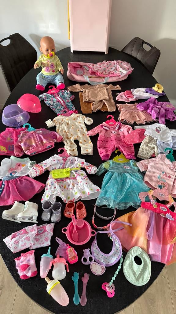 Baby Born Magic Girl 43cm met veel accessoires, Ophalen, Zo goed als nieuw, Babypop