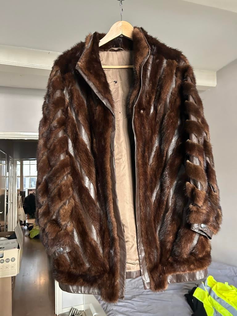 Nerts bontjas, Ophalen of Verzenden, Gedragen, Maat 38/40 (M), Bruin