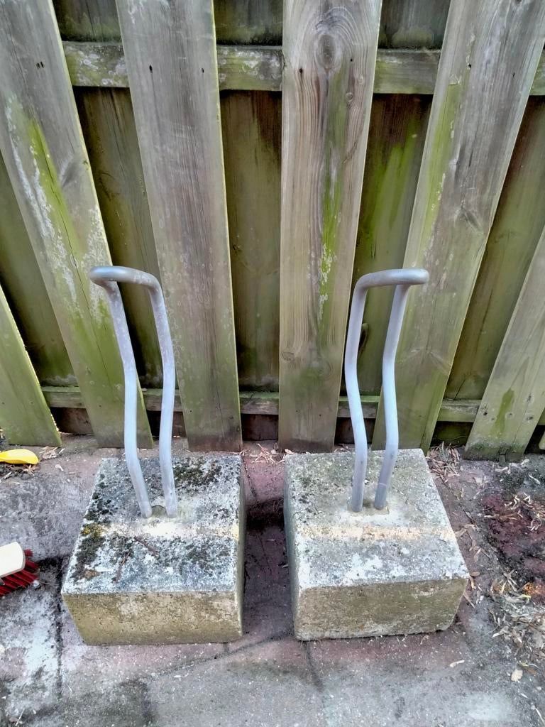 Fietsenrek twee stuks, Ophalen