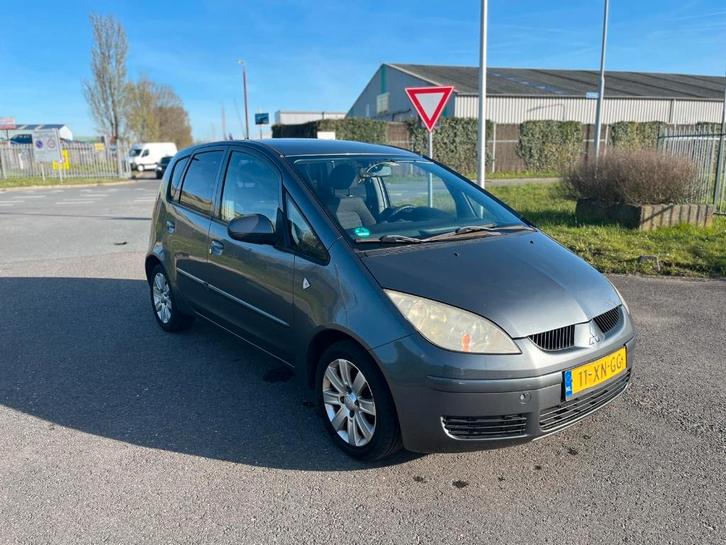 Mitsubishi Colt 1.3 Automaat 2007, Auto's, Mitsubishi, Bedrijf, Colt, Benzine, C, Hatchback, Automaat, Origineel Nederlands, Zilver of Grijs