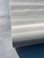 Vliesbehang wit/taupe €5 per rol., Ophalen of Verzenden, 50 tot 75 m², Beige