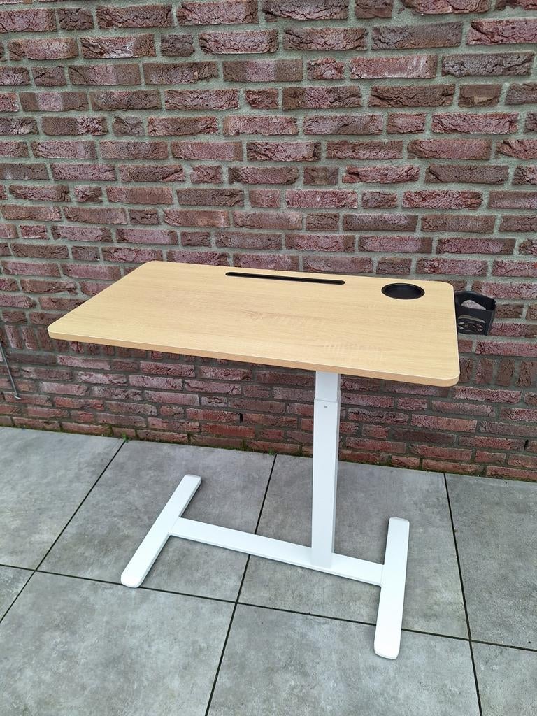 Klein zit-sta bureau 80x45 verstelbaar in hoogte, Huis en Inrichting, Bureaus, Ophalen, Zit-sta bureau, 45 cm, Overige merken