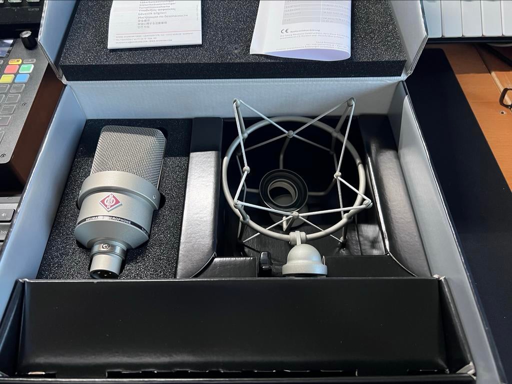 Neumann TLM 103 studiomicrofoon met shockmount, Muziek en Instrumenten, Microfoons, Ophalen, Zo goed als nieuw, Studiomicrofoon