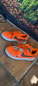 Oranje limited edition Nike Air Force One maat 37,5, Nike, Oranje, Ophalen of Verzenden, Sneakers of Gympen