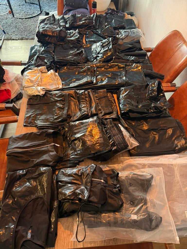 Dames/herenkleding in Lak, Ophalen of Verzenden, Zwart, Overige typen