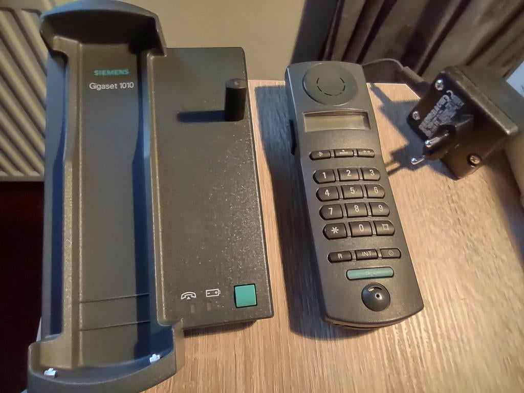 Siemens Gigaset 1010 + handset 1000S, Ophalen of Verzenden, Gebruikt, 1 handset