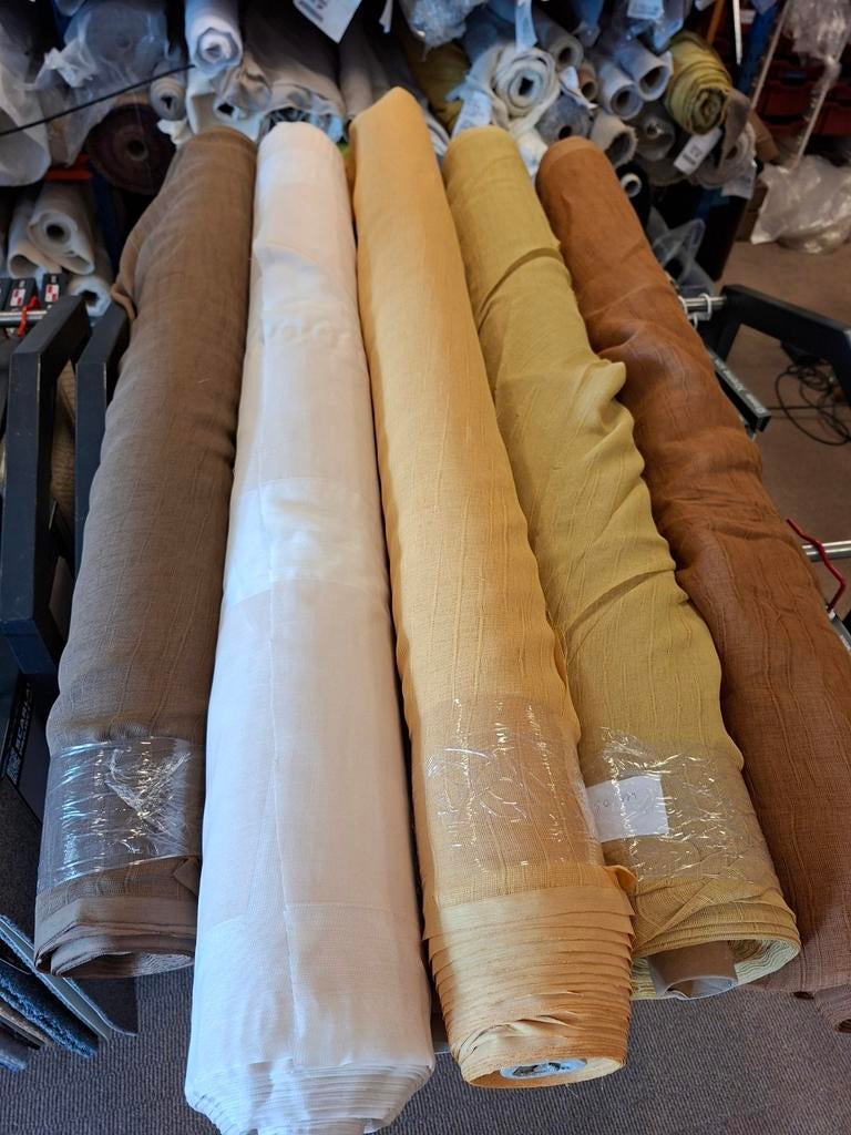 Vitrage, moet weg, ruimtegebrek!   € 2,-!!, Ophalen of Verzenden, 200 cm of meer