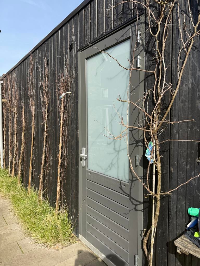 Prefab Garage, Ophalen