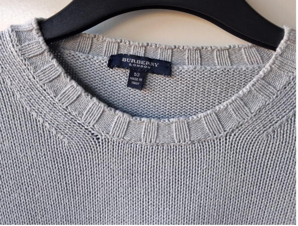 Lichtgrijze fijngebreide trui Burberry maat 52, Kleding | Heren, Truien en Vesten, Maat 52/54 (L), Ophalen of Verzenden, Zo goed als nieuw