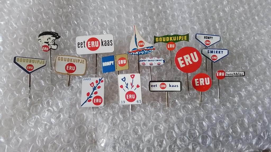 16 verschillende speldjes eru kaas, Ophalen of Verzenden, Zo goed als nieuw, Overige onderwerpen