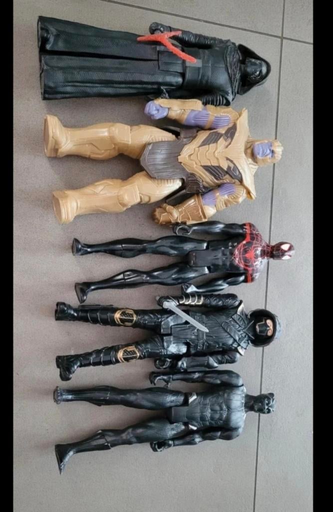 Marvel actiefiguren: Kylo Ren, Thanos, Spiderman, Robin, Ophalen of Verzenden