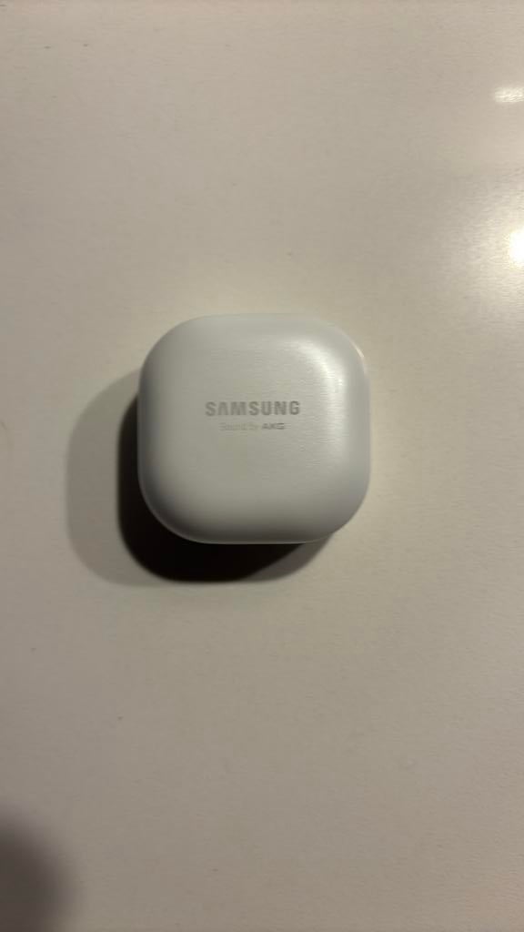 Samsung Galaxy buds wit sound by AKG, In gehoorgang (in-ear), Ophalen of Verzenden, Zo goed als nieuw, Bluetooth