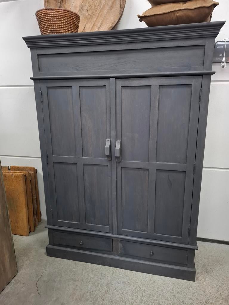 Twee deurs kast landelijk sober, Ophalen, 50 tot 75 cm, 100 tot 150 cm, 150 tot 200 cm