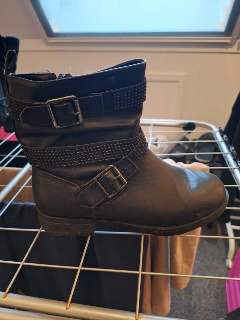 Nieuwe laarsjes, Kleding | Dames, Schoenen, Zwart, Lage of Enkellaarzen, Nieuw, Ophalen of Verzenden