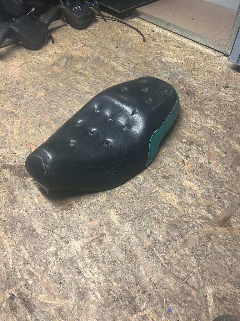 Skr skipper duo zadel zeldzaam quartz 50 125 buddy seat, Ophalen of Verzenden