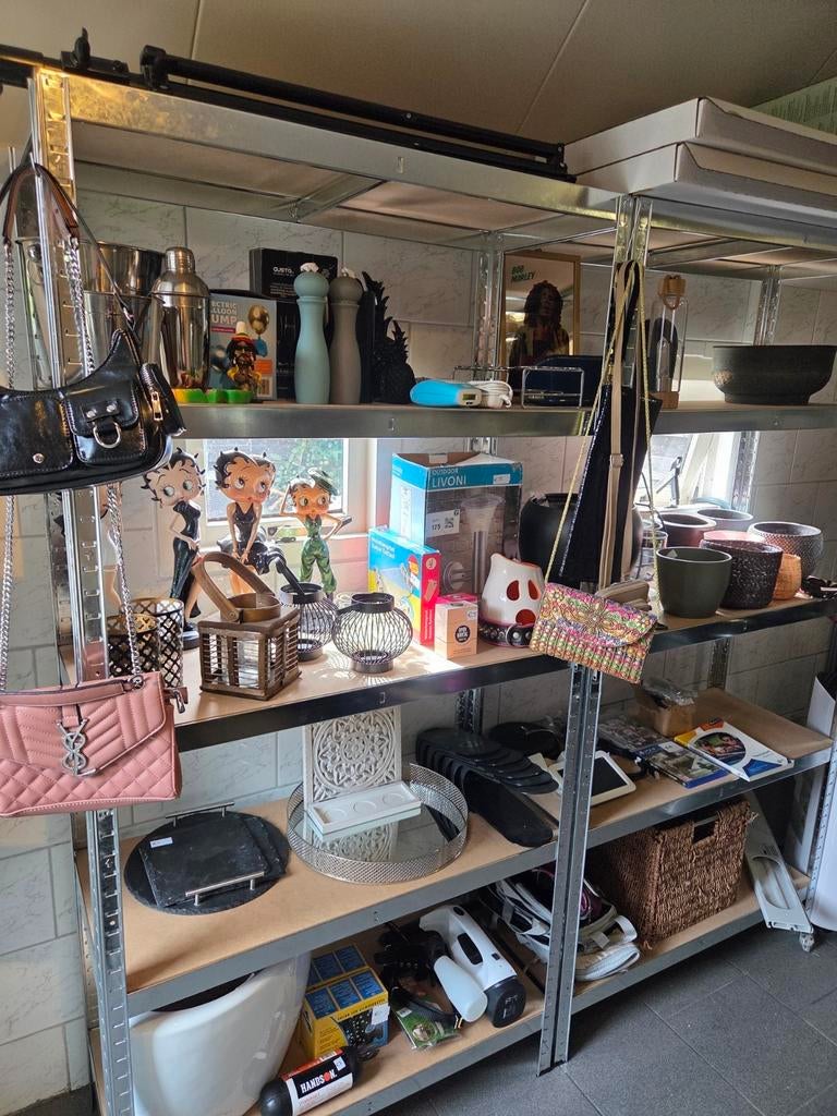 Huisontruiming/hokverkoop, Ophalen, Zo goed als nieuw