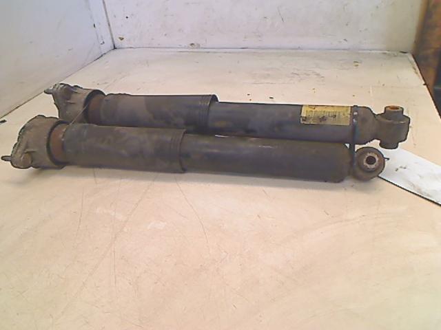 Schokbrekerset Achter E Estate (S212) 2010, Gebruikt, Mercedes-Benz AG, Mercedes-Benz, Mercedesstraße 120, Stuttgart 70372, , Duitsland