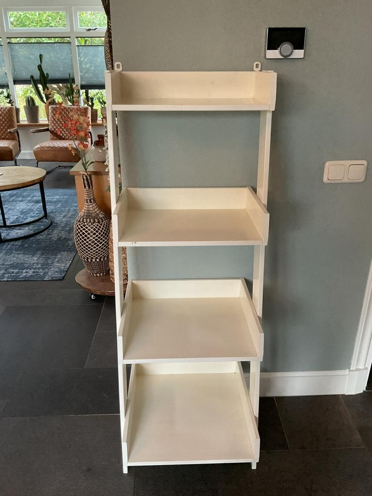 Boekenkast ladderrek merk Wood wandrek, Ophalen, Zo goed als nieuw