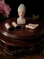 Porseleinen hoofdje met armen en beentjes van porselein., Verzamelen, Ophalen of Verzenden